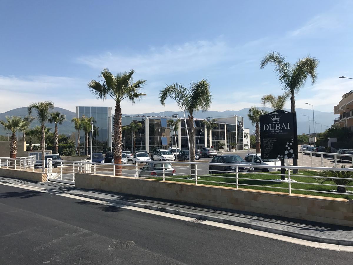 Dubaivillage Camposano Экстерьер фото